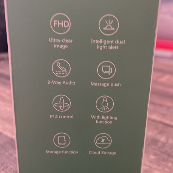 NEW NIB NOONKEY WIFI WIRELESS SMART CAMERA CAN SCREW IN LIGHT SOCKET OR PLUG IN - Picture 5 of 5